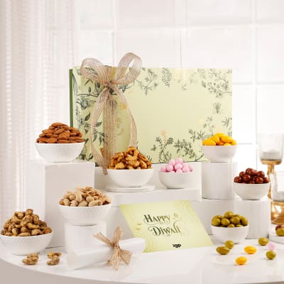 Send Gourmet Delights Extravaganza Online Same Day Delivery In Uae