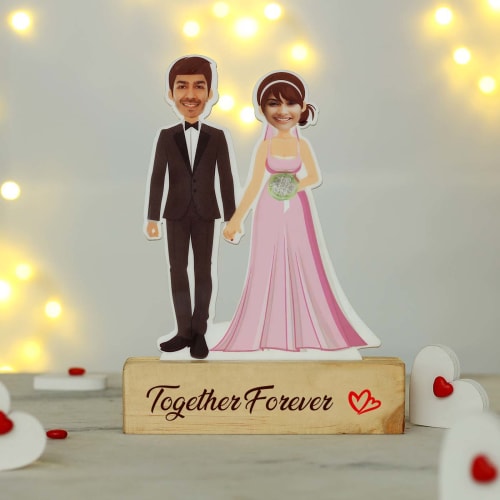 Cute Personalized Caricature For Couples Gift Send Home And Living Gifts Online J Igp Com