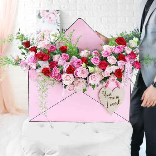 Order Enveloped in Romance Online at Best Price, Free Delivery|IGP Flowers