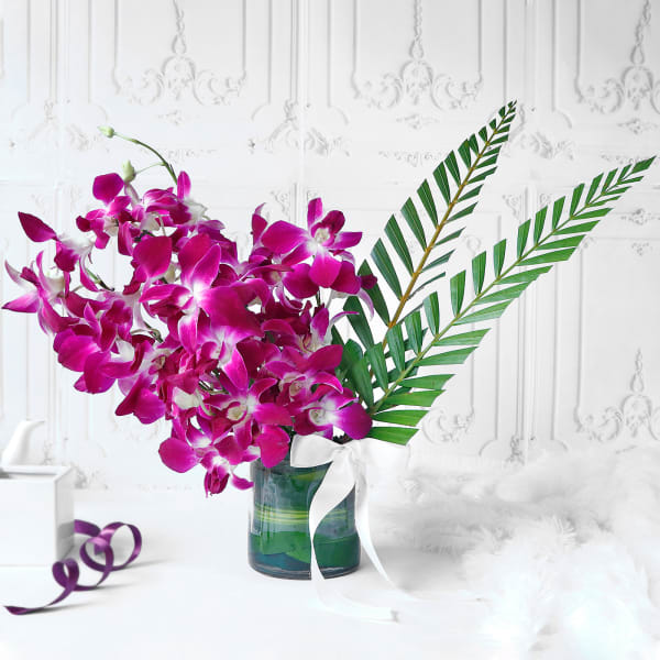 Bouquet of Purple Orchids in Glass vase (6 Stems)