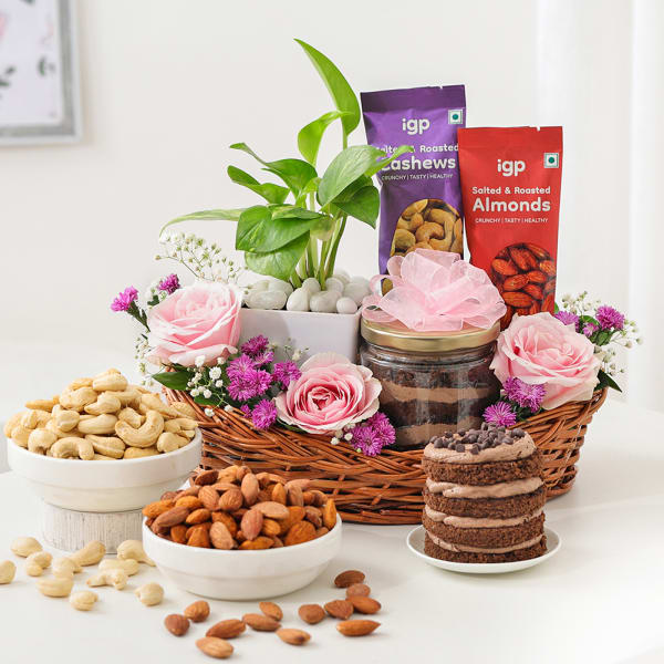 Nature's Delights Gift Hamper