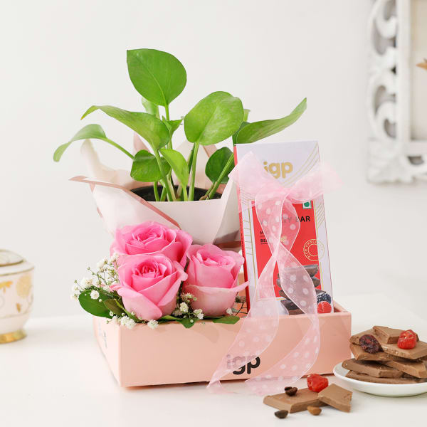 Prosper Pink Floral Hamper