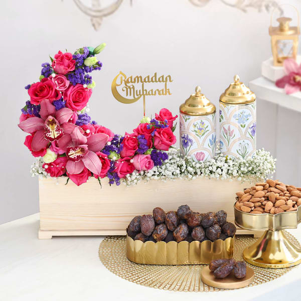 Ramadan Mubarak - Flowers And Nibbles Arrangement