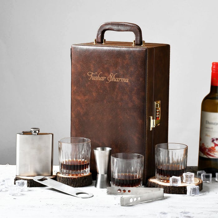 Brown Portable Personalized Bar Set In Case