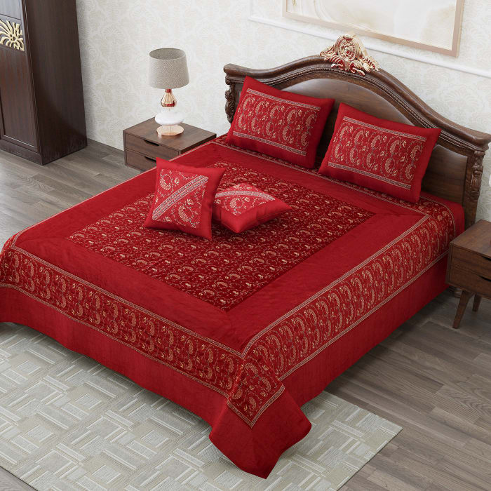 Silk Embroidered Patchwork Double Bedcover - Red (Set of 5)