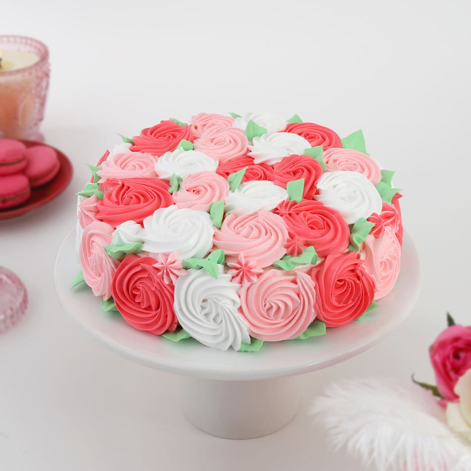 Fresh Red Rose Valentine Cake - Cakoholic