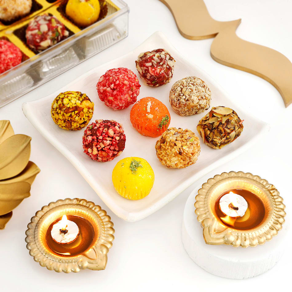 Indian Sweets Gift Basket, 1.25 Lbs Mini Tokri, Eid Gift Idea, SEND EID  GIFTS USA #19399 | Buy Gift Basket Online