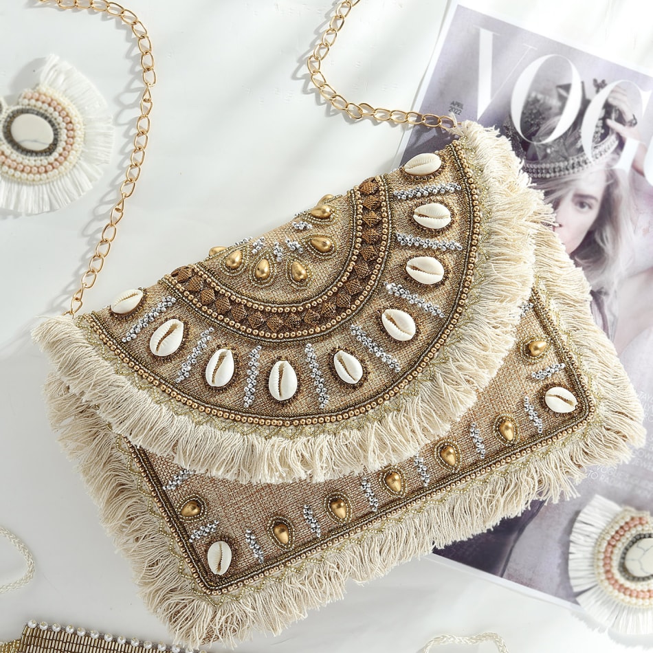 Beauty of Shells Sling Jute Bag