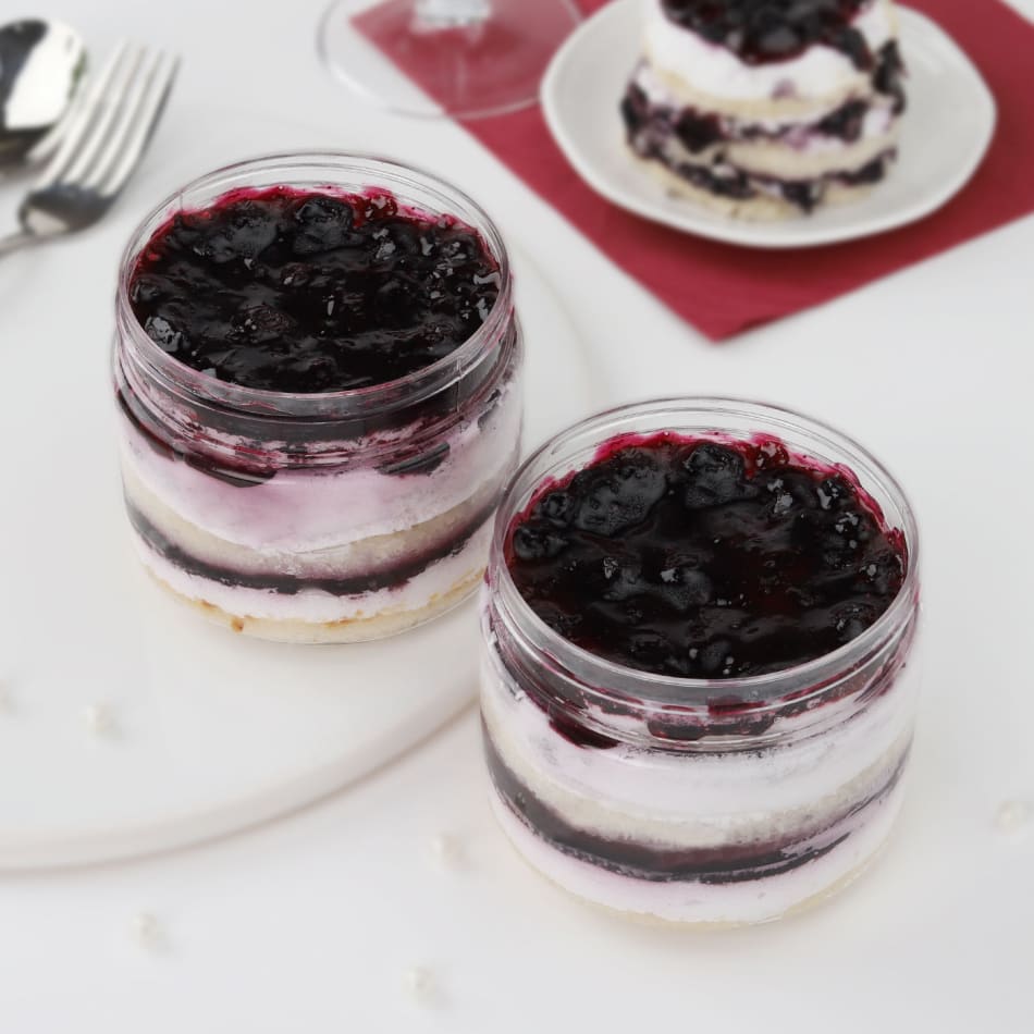 Vegan and Gluten Free Blueberry Pie Cake Jars | CĀK'D