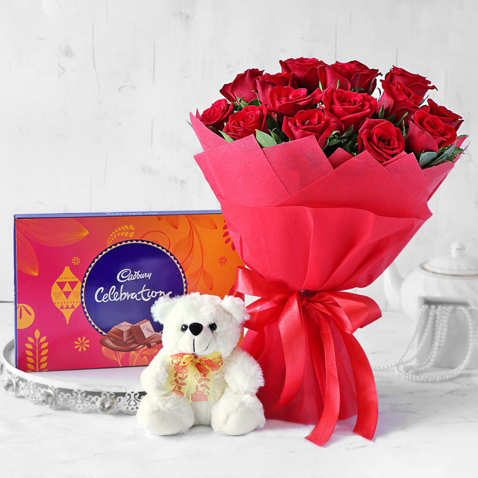 Order Bouquet Of Red Romance With Assorted Chocolates Box And ...