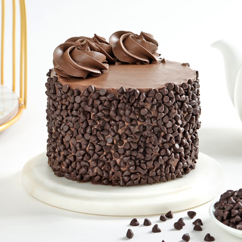 Order Yummy Black Forest Cake 600 Gm Online at Best Price, Free Delivery|IGP  Cakes