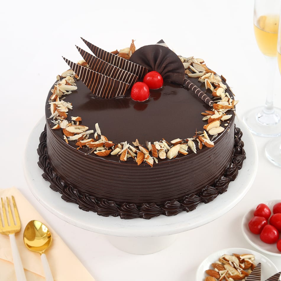 Order Chocolate Almond Cake Half Kg Online at Best Price, Free ...