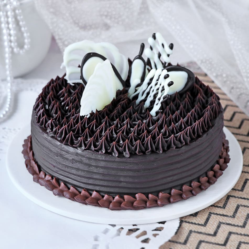 Chocolate Brownie Cake - Style Sweet
