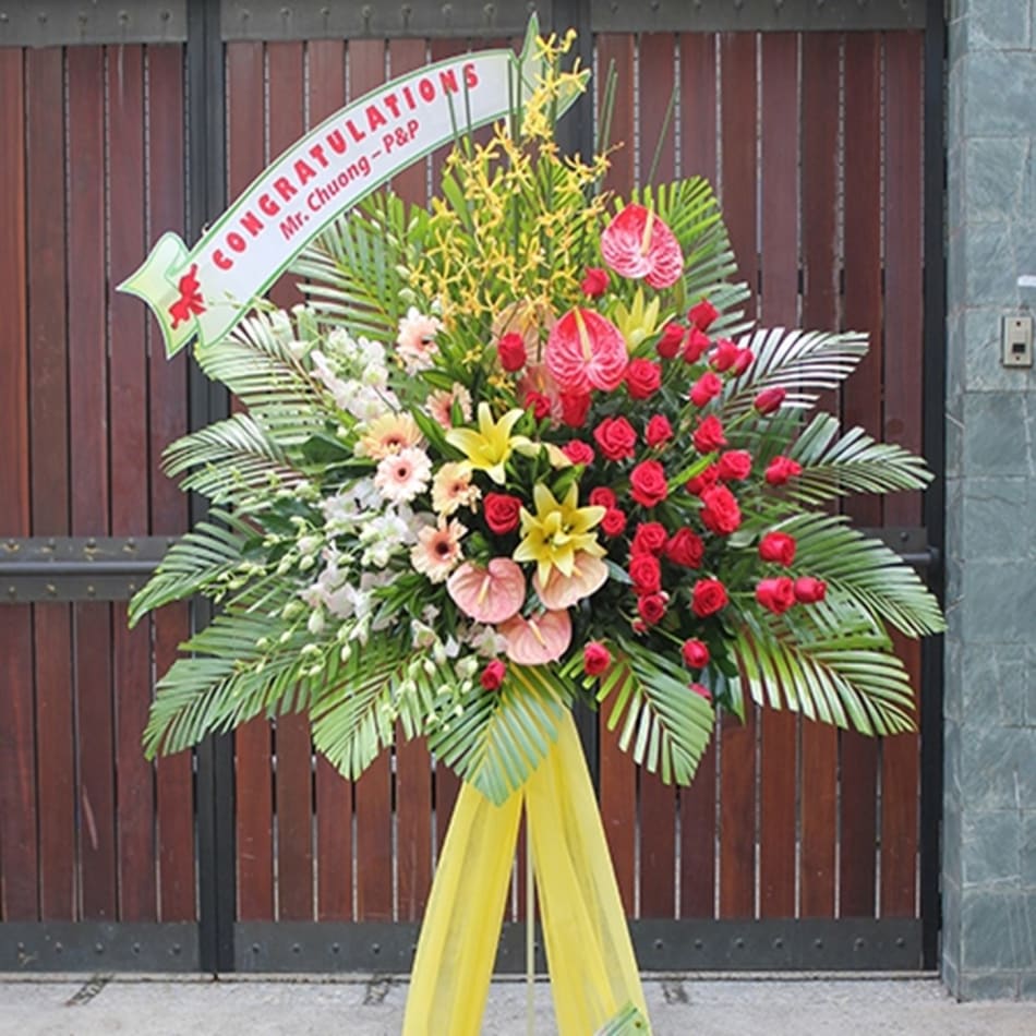 Order Congratulations standing arrangement Online at Best Price, Free Delivery|IGP Flowers