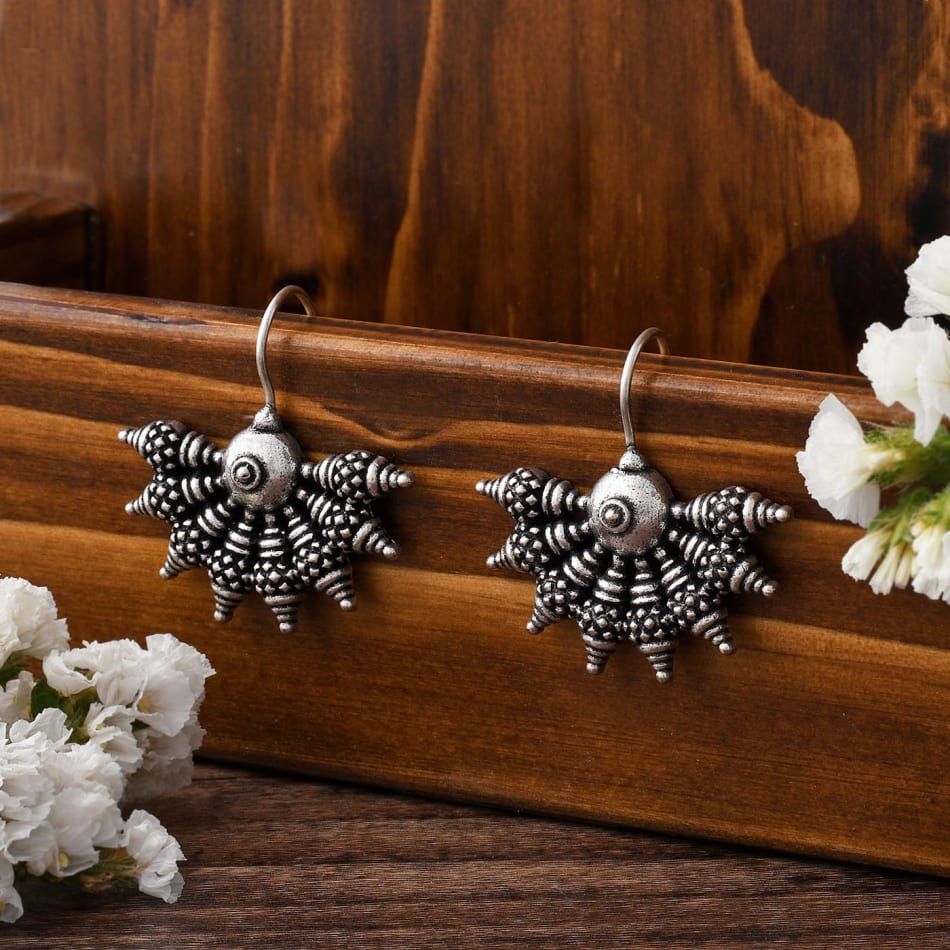 Pearl Elegance Earrings: Gift/Send Jewellery Gifts Online JVS1196721 |IGP. com