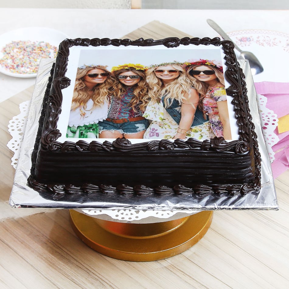 Customised Cakes In Singapore | Custom Birthday Cakes Online