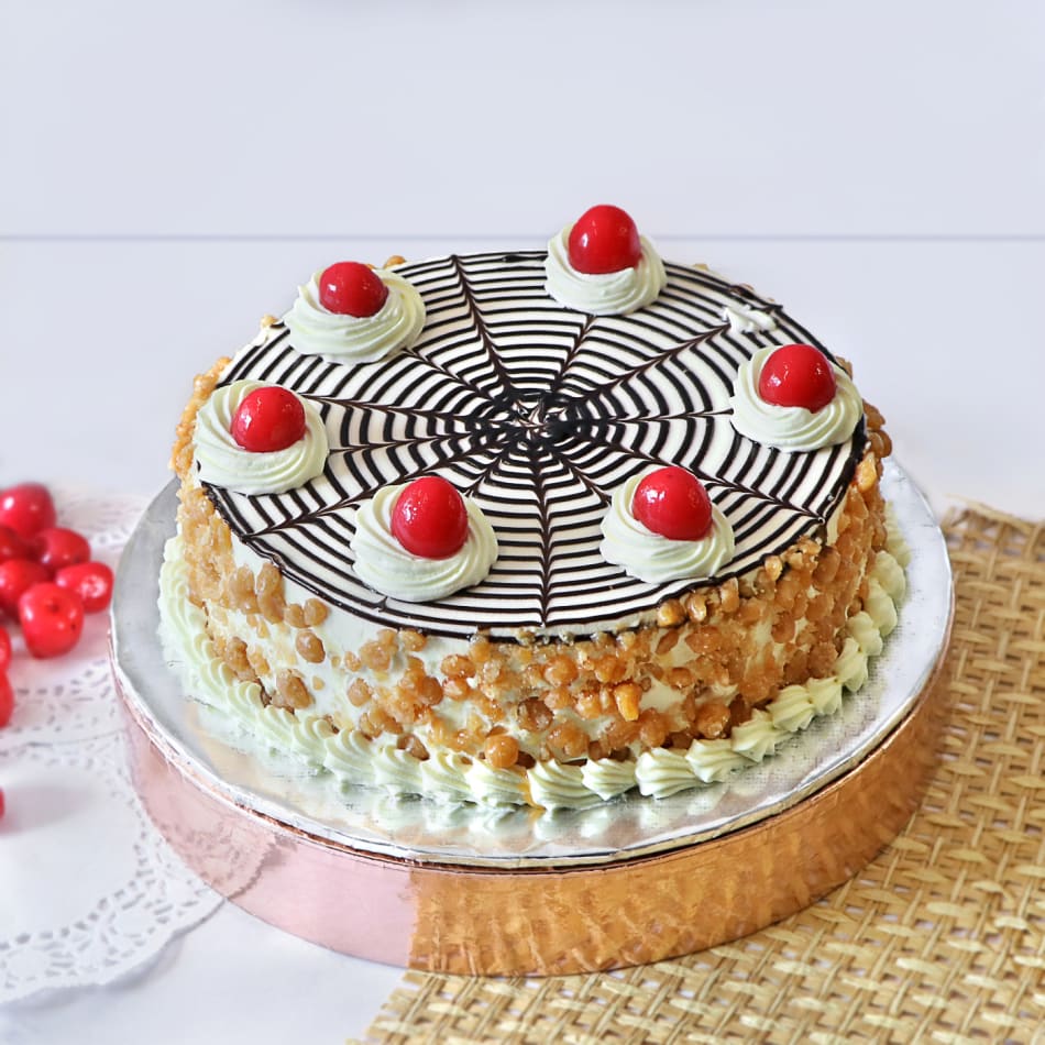 Adorable Butterscotch Cake | Free Home Delivery by Pastry Days