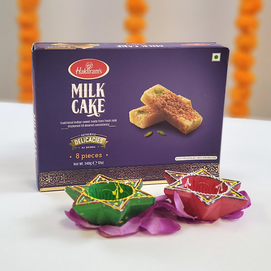 Haldiram's Milk Cake 300g Popular Indian Sweets on Every Occasions Rich  Flavour / Dessert / Sweet Gifts / Festival / Celebrations : Amazon.co.uk:  Grocery