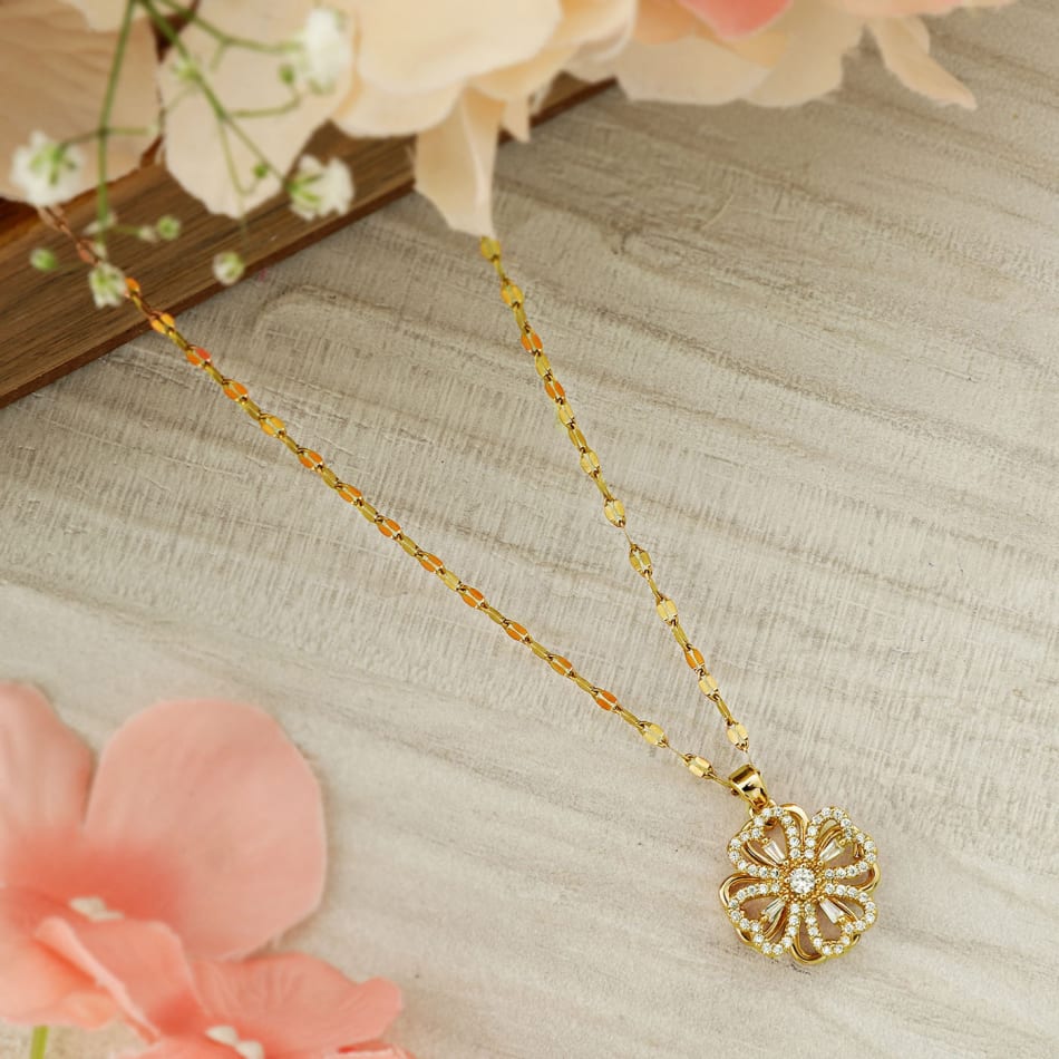 Buy/Send Floral Heart Rotating CZ Pendant Yellow Gold Online IGP