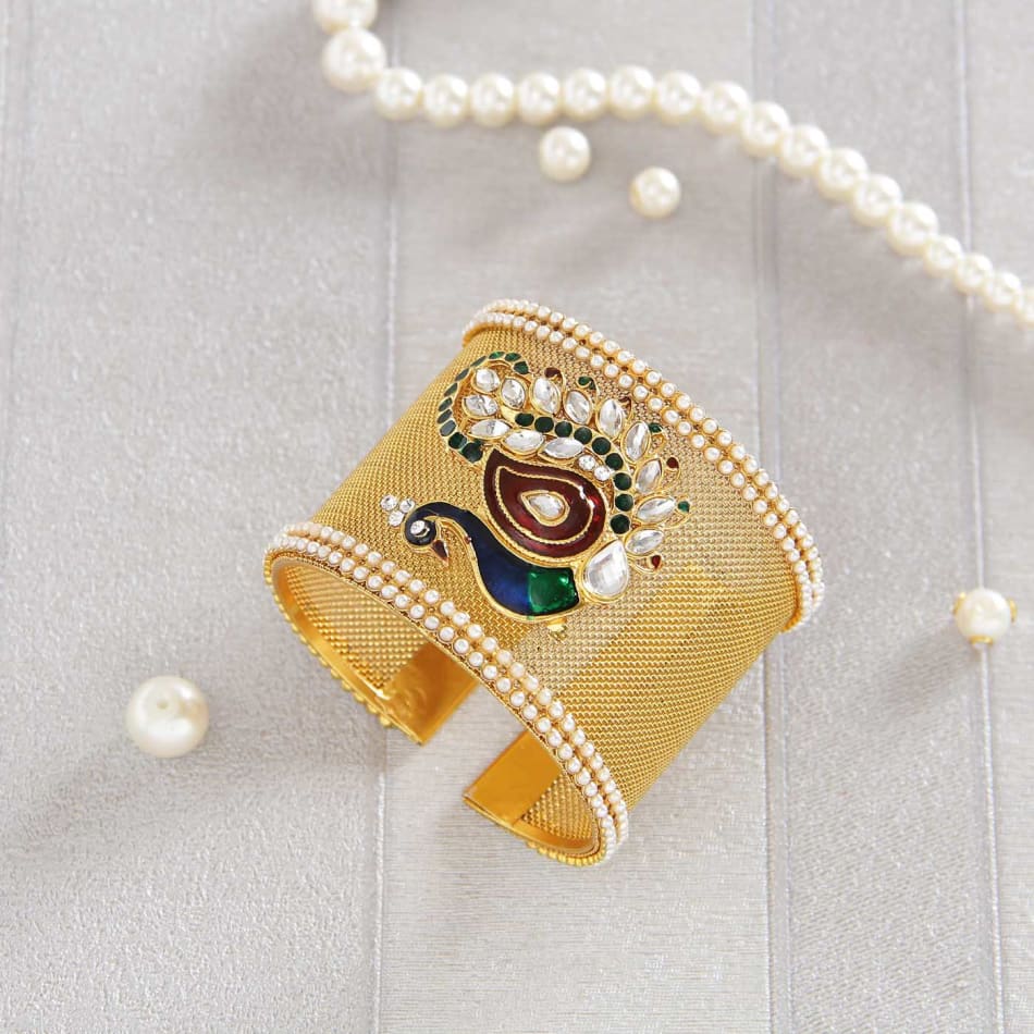 Buy Senco Gold  Diamonds Pride Peacock Diamond Bracelet at Amazonin