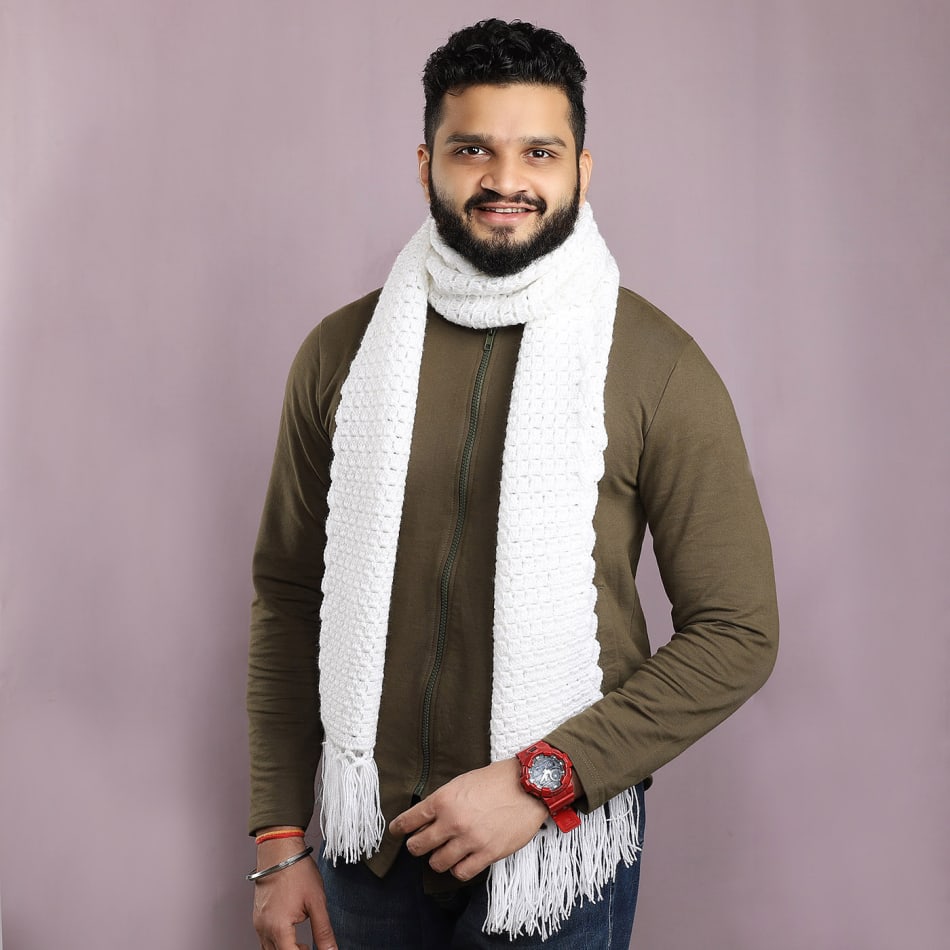 Buy/Send Hand Knitted Woolen Muffler White Online IGP J11149914