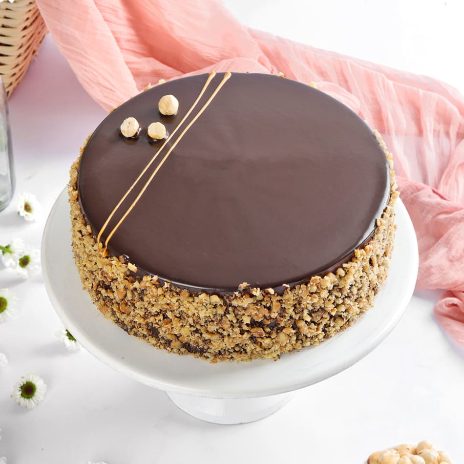 Pre-Sliced Hazelnut Crunch Cake – La Rocca Cakes