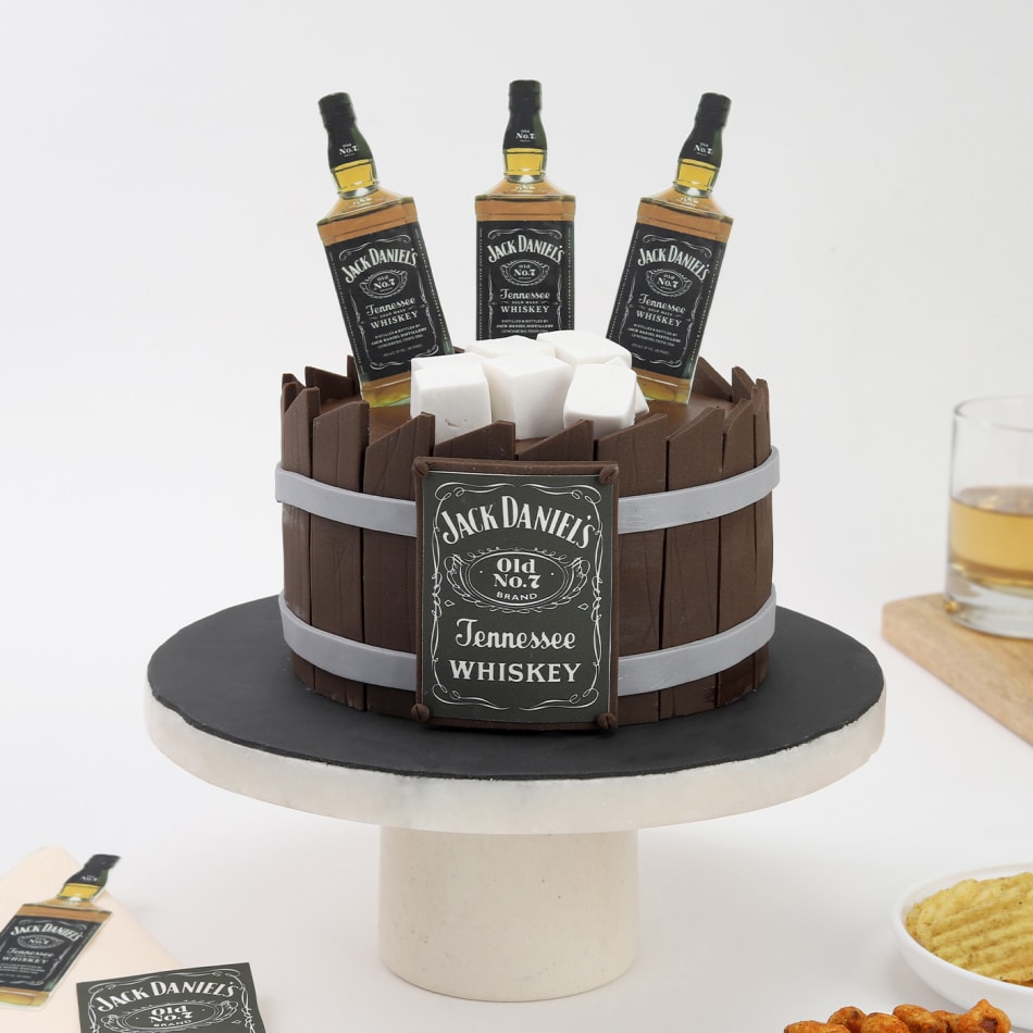 Buy/Send Jack Daniels Chocolate Cake (1 Kg) Online IGP JVS1200340 - Main Image