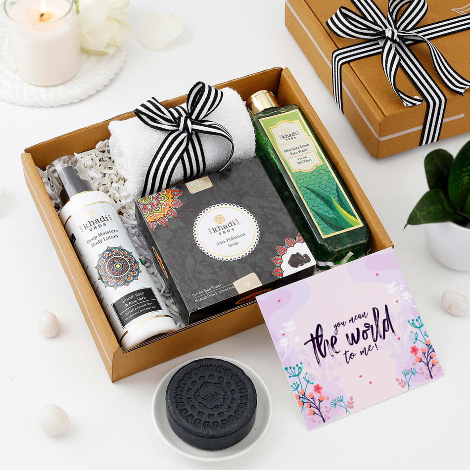 Nourishing Essentials Gift Box: Gift/Send Fashion and Lifestyle Gifts  Online JVS1272576 |IGP.com