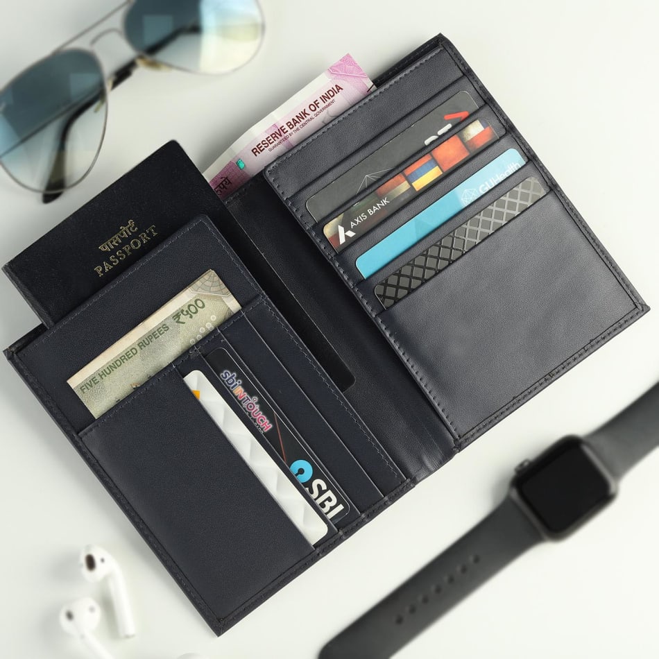 Cardholders and Passport Cases Collection for Men