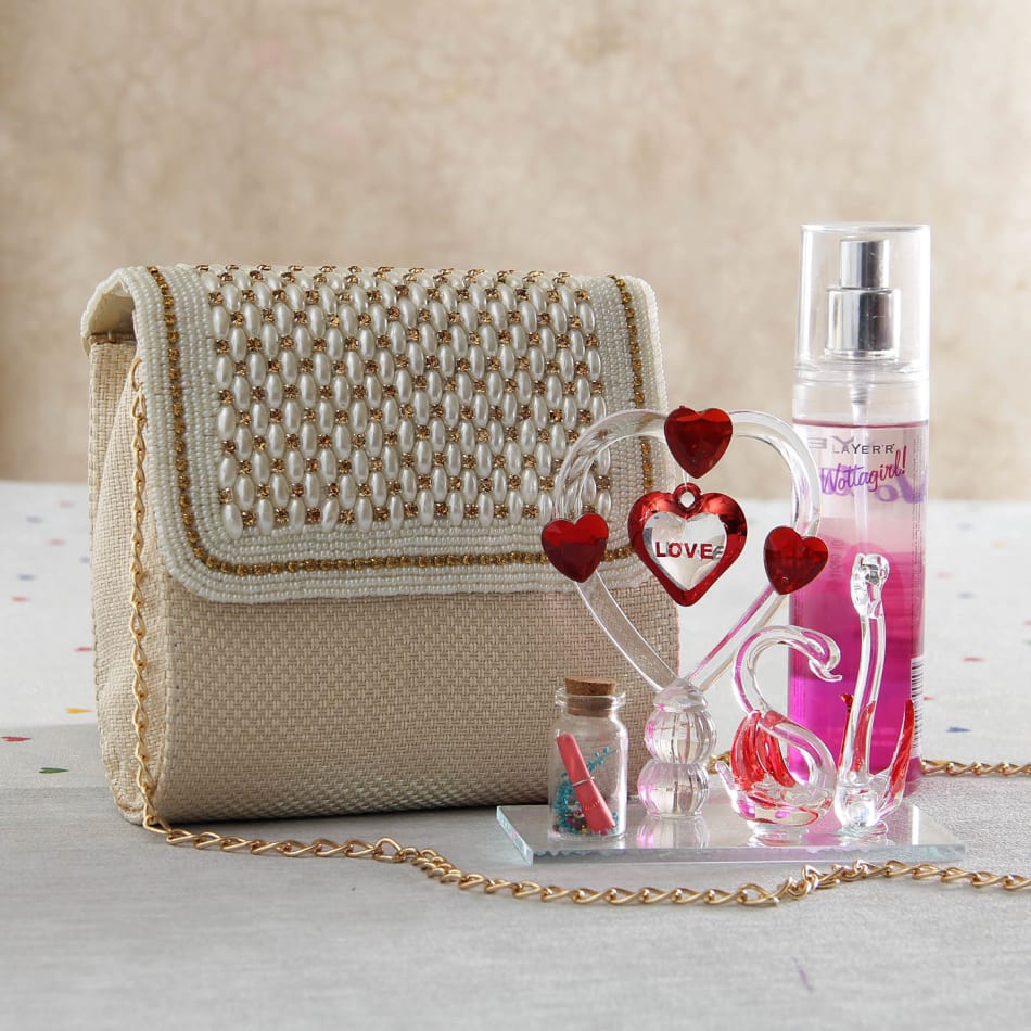 Love express sales body mist