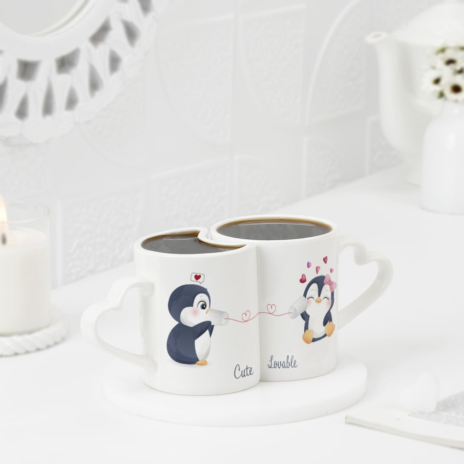 https://cdn.igp.com/f_auto,q_auto,t_pnopt19prodlp/products/p-penguin-love-personalized-couples-mug-272372-m.jpg