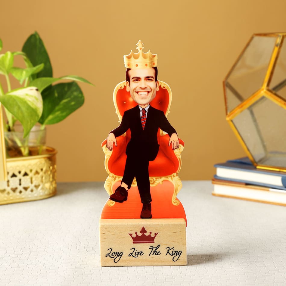 Personalized Indian Wedding Caricature with Wooden Stand: Gift/Send Diwali  Gifts Online J11124673 |IGP.com
