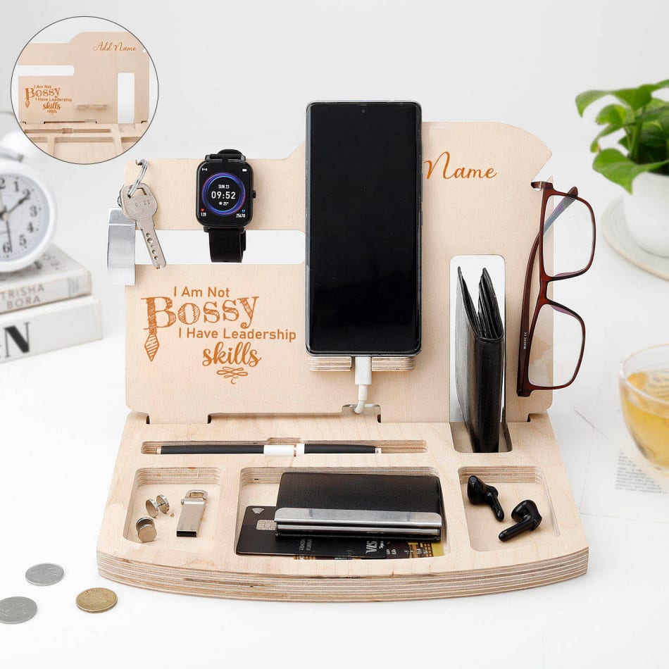 30+ Wonderful Office Desk Gifts & Office Accessories