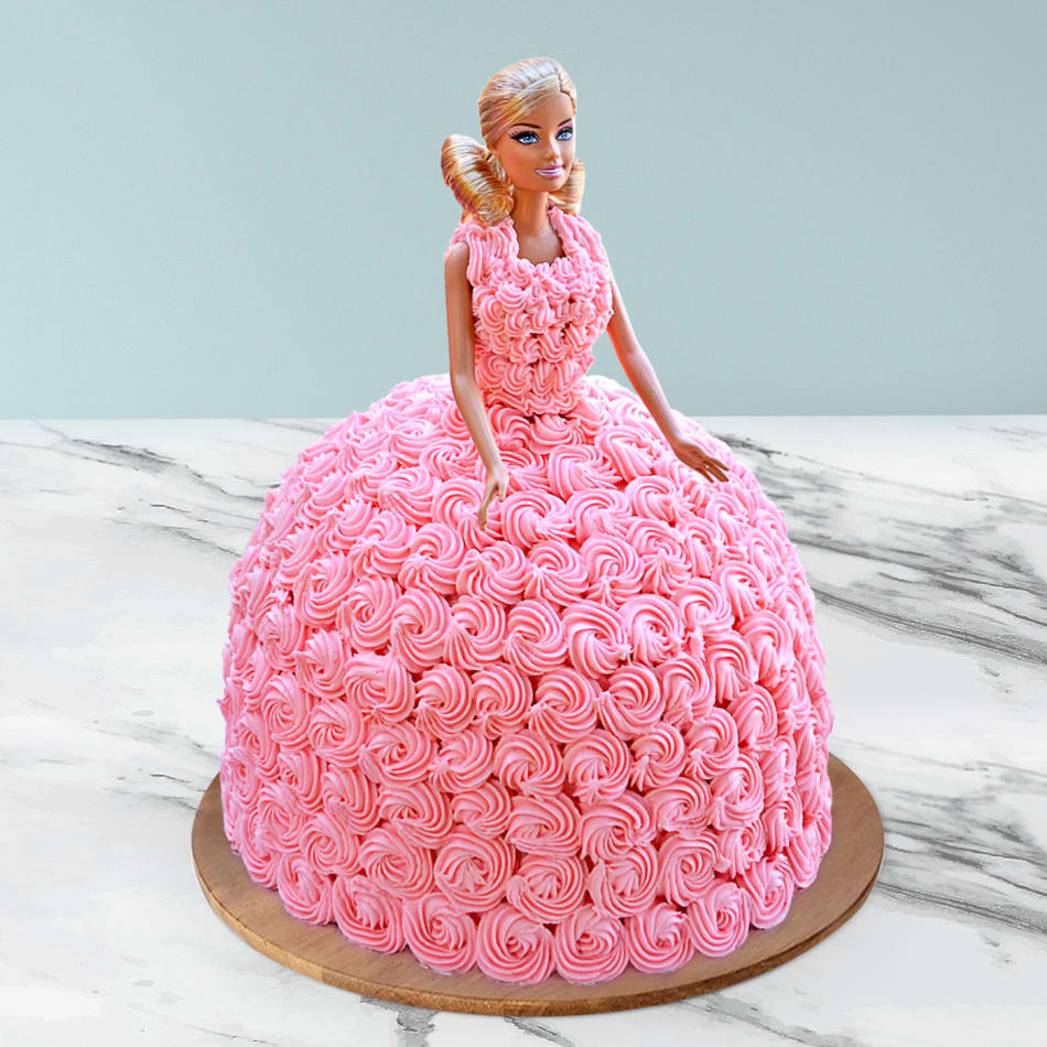Royal Queen Barbie Cake | Winni.in