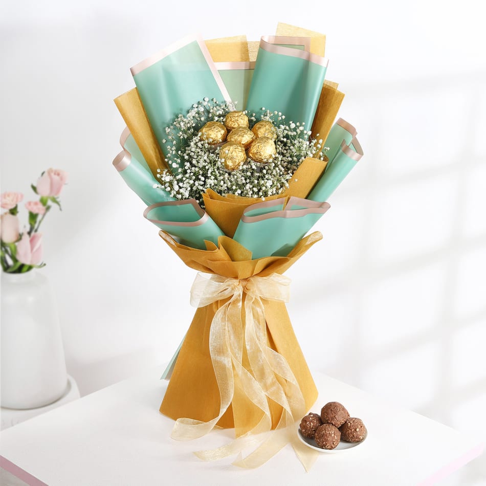 Send Special Elegant Chocolate Bouquet Online Same Day Delivery in UAE IGP JVS1299383