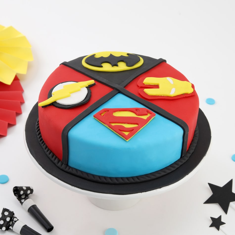 Superhero Themed Fondant Cake 3 Kg  GiftSend Single Pages Gifts Online  HD1117560 IGPcom