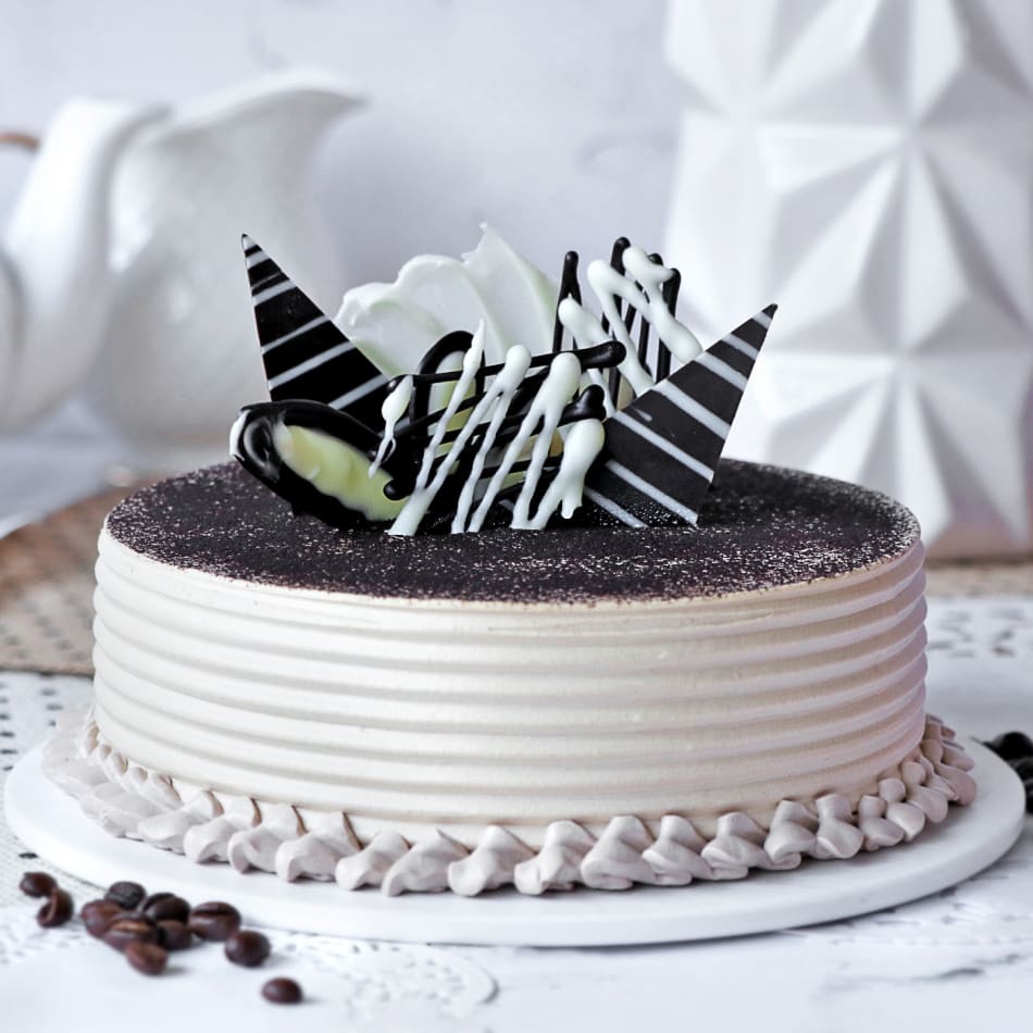 1kg Special Tiramisu cake | Online Cake Delivery in Qatar