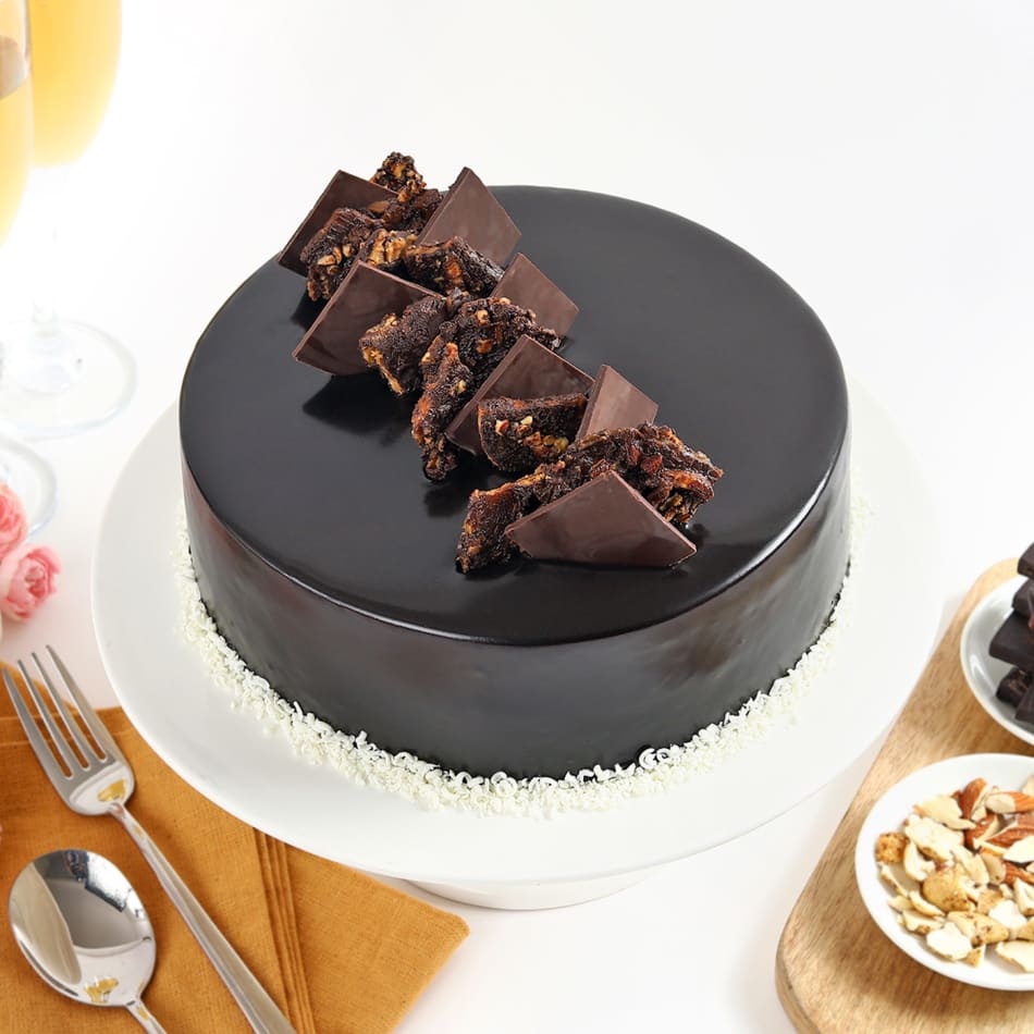 Never Miss the Delight of Dark Chocolate Caramel Cake | CakeBee