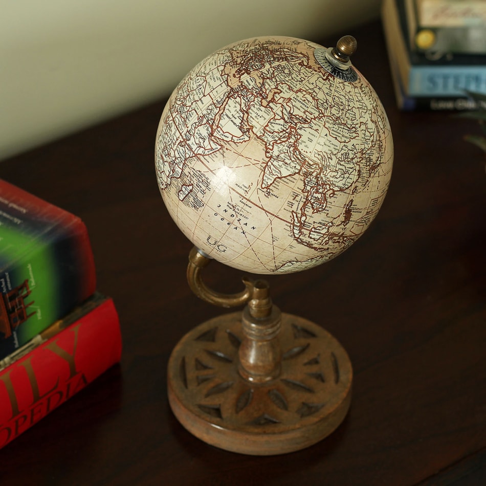 Wooden Spinning Globe: Gift/Send Home and Living Gifts Online J11124561 |IGP.com