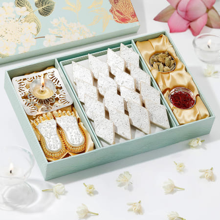 Auspicious Charan Paduka Gift Hamper-picture-24