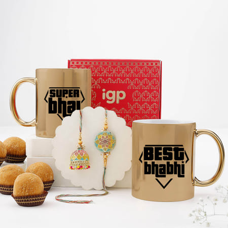 bhaiya bhabhi gold themed rakhi hamper