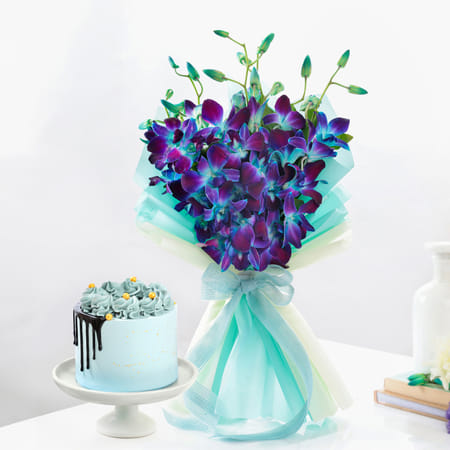 Blue Blooms And Sweet Delight Combo