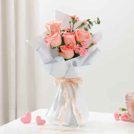 Cherished Roses Valentine Bouquet-picture-21