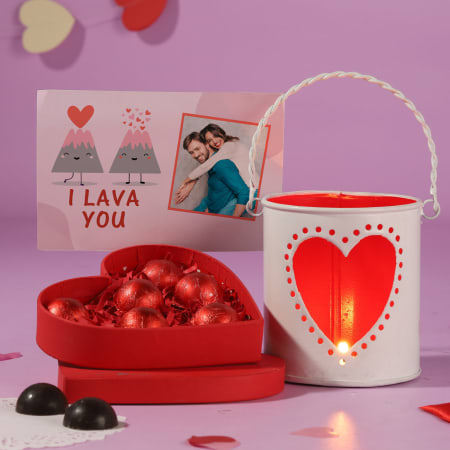 p chocolate gift box with lantern and personalized card 153138 m