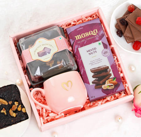 Cupid's Delight Surprise Hamper-picture-31