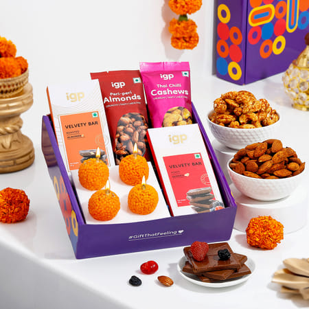 Delicious Snacks Diwali Hamper-image-0