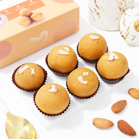 Desi Ghee Besan Laddoo (400 gm)