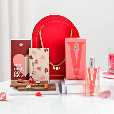 Buy/Send Exquisite 50 Ml Veronica Perfume Hamper Online | IGP