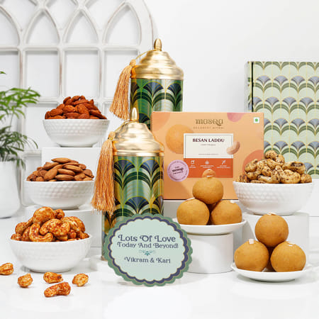 Forever Love Personalized Wedding Gift Hamper-image-16