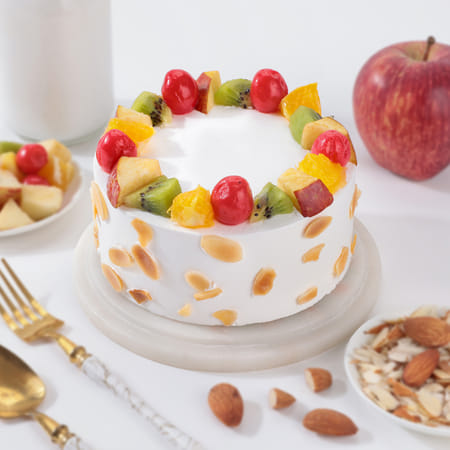 fresh fruit cream cake